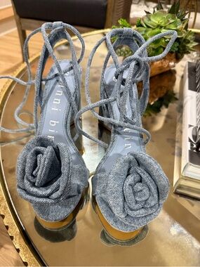 Gianni Bini Dakota Denim wrap sandals size 8.5